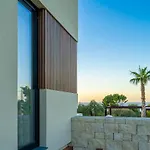 Insulae אתר נופש צ'פאלו