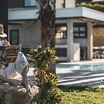 Semesteranläggning (resort) Insulae