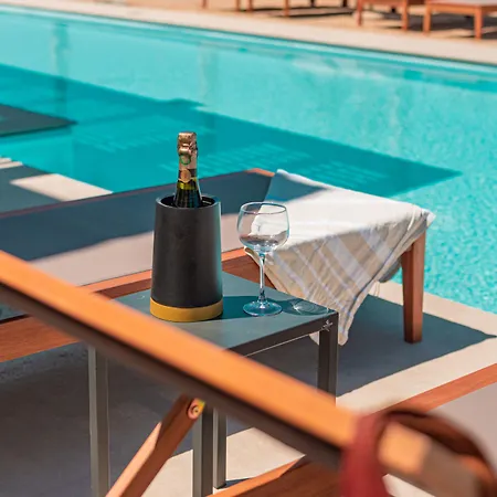 Insulae Resort 4*